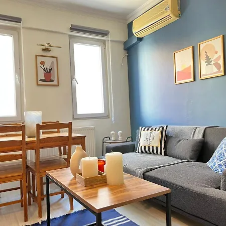 Apartment Wonder Homes - 2 Bedroom Designer Flat, Terrace, Cihangir Istanbul